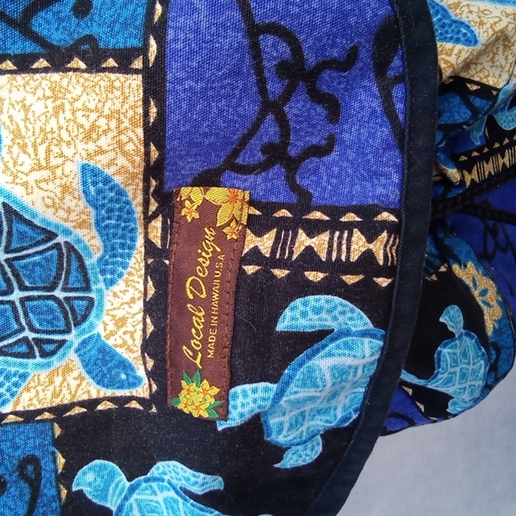 Local Design drawstring backpack+ sea turtle puzzle - Picture 2 of 4